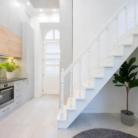 - Palace District Case de vacanță